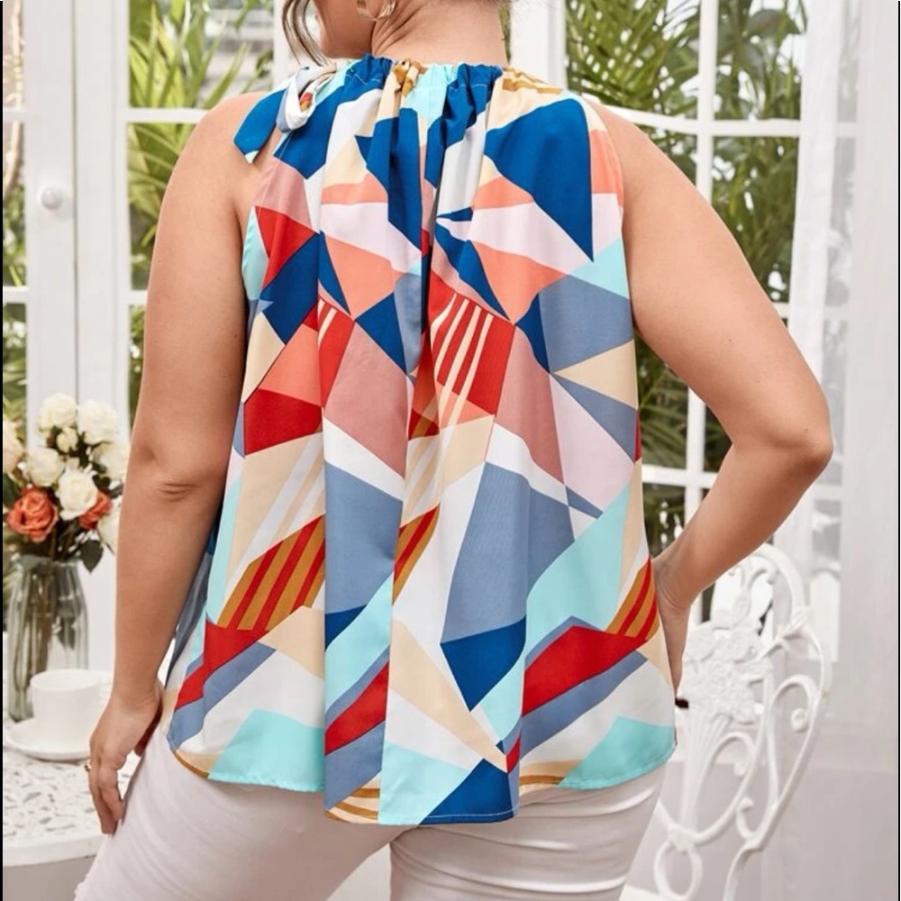 Boho Plus Size Abstract Print Ruched Back Tie Halter Top Blouse - Picture 3 of 6